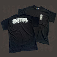 Lade das Bild in den Galerie-Viewer, !!VORBESTELLUNG!! Hamburg im Rücken T-Shirt !!VORBESTELLUNG!! Versand ab 20.7.
